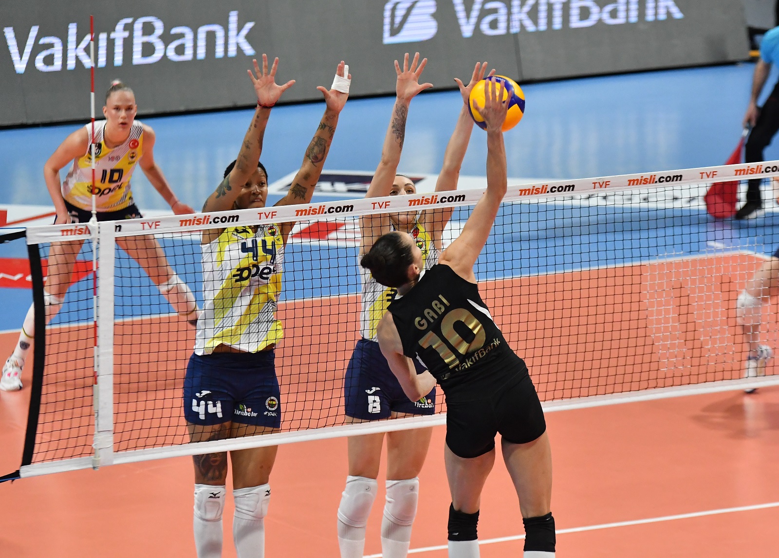 Misli Sultanlar Ligi Yar Final Ma Vak Fbank Fenerbah E