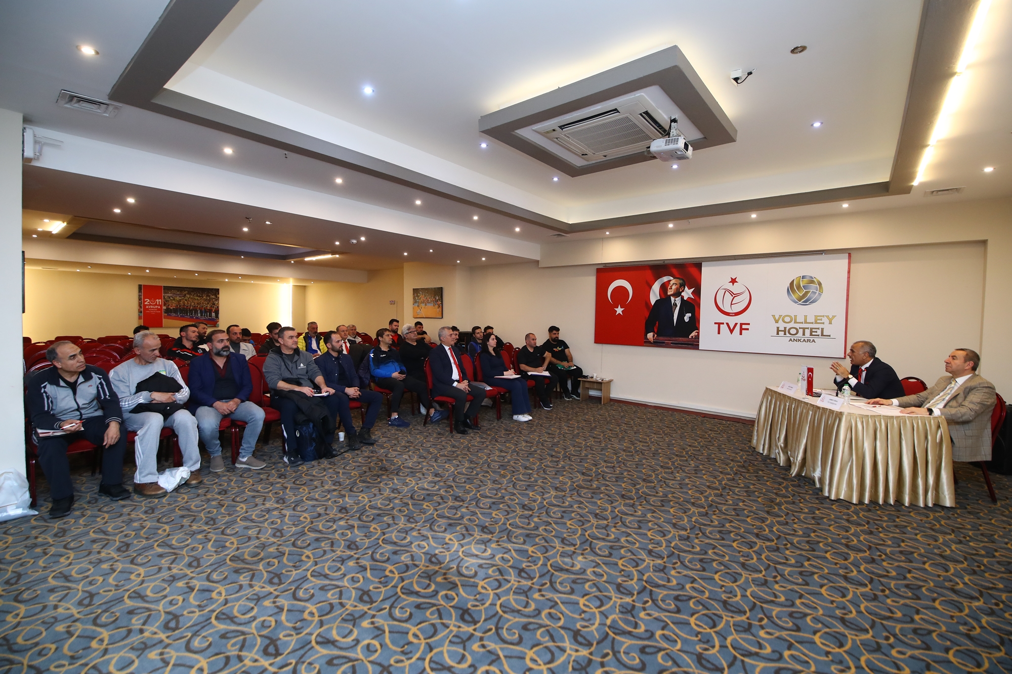 TVF 1. Lig Erkekler Yarı Final Etabı'nın Teknik Toplantısı Yapıldı