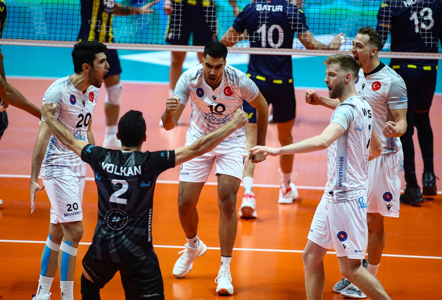 Halkbank, CEV Challenge Kupası’nda Rövanş Maçına Çıkıyor