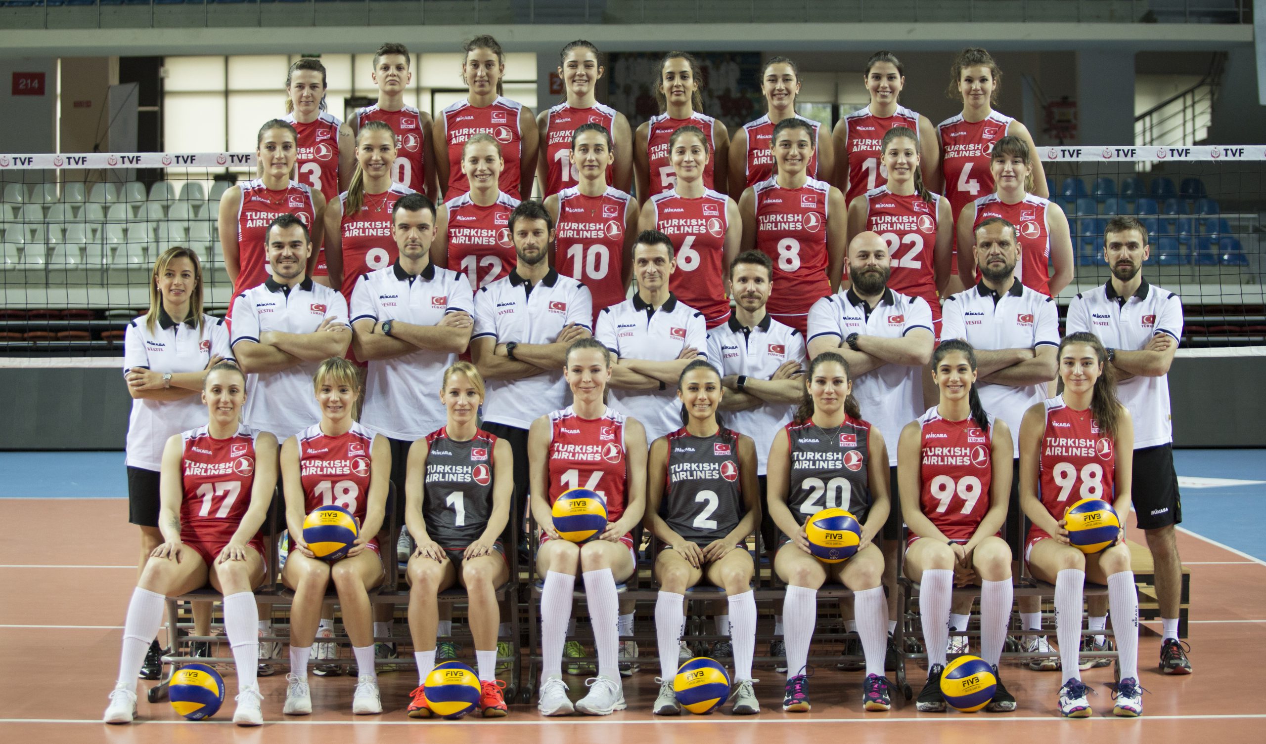 A Kadın Voleybol Milli Takımımız, FIVB Voleybol Milletler Ligi Maçları İçin A.B.D.'ye Hareket Etti