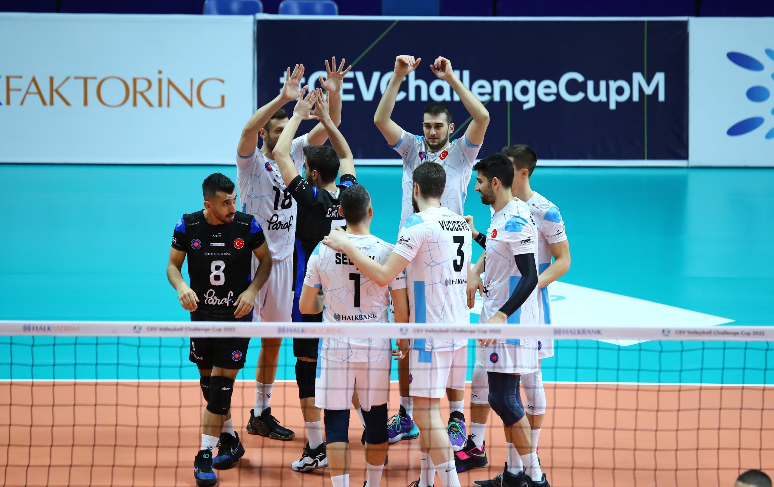 Halkbank, Challenge Kupası'nda Çeyrek Finalde