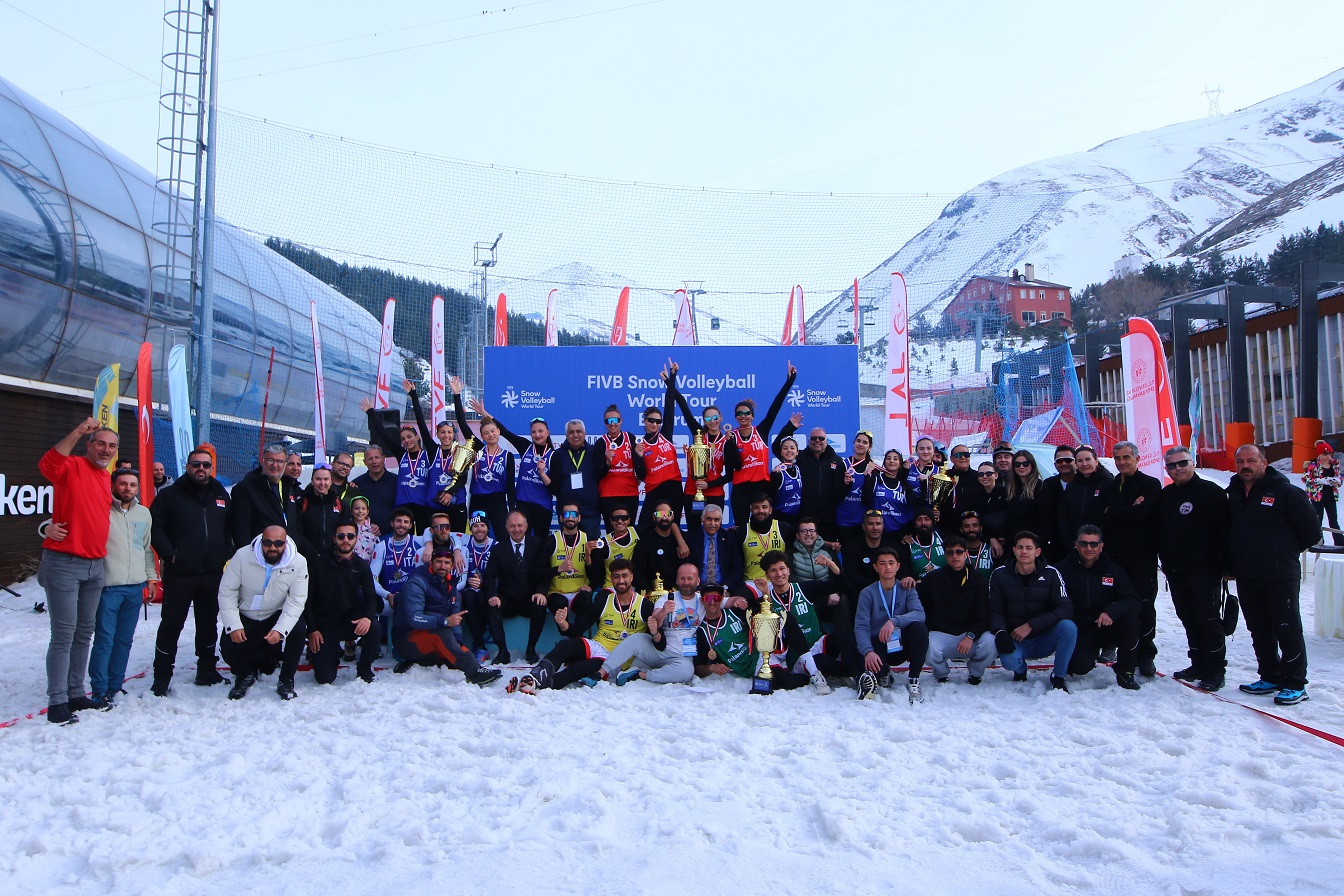 2025 FIVB Kar Voleybolu Dünya Turu Palandöken Etabında Şampiyon Türkiye