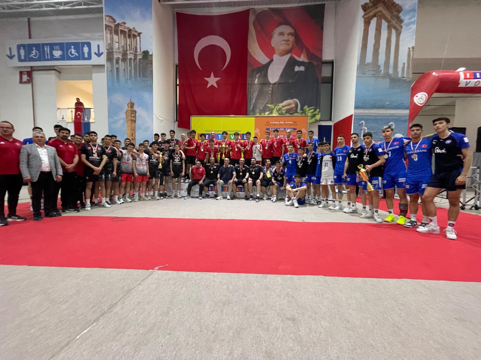 Yıldız Kız ve Yıldız Erkekler Türkiye Şampiyonası Sona Erdi