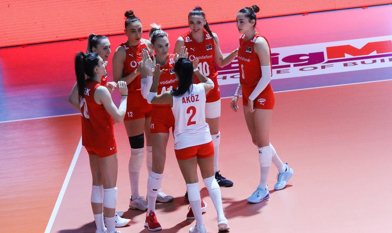 Filenin Sultanları, VNL İlk Ayak Müsabakaları İçin Çin'e Gitti