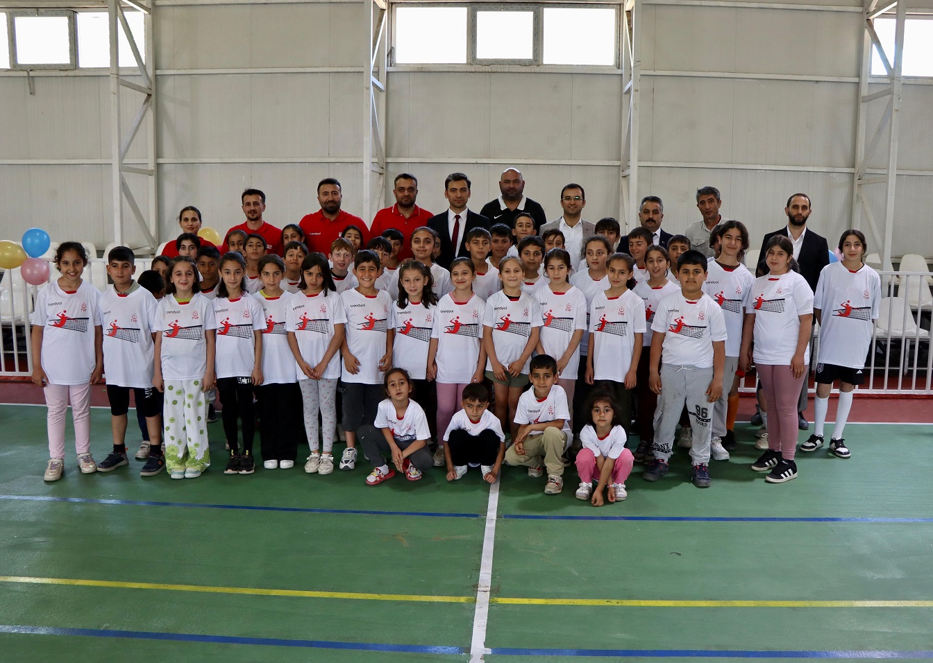 Fabrika Voleybol Yeni Okulunu Beytüşşebap'ta Açtı