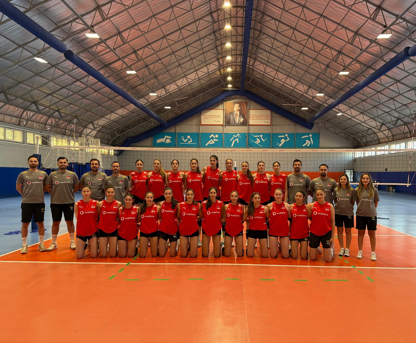 U16 Kız Milli Takımımız Bursa'da Kampa Girdi