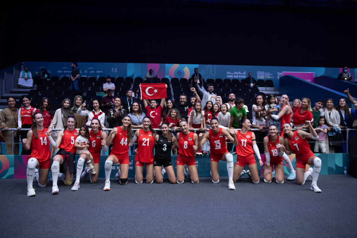 Kadın Milli Takımımız, Azerbeycan'ı 3-0 Mağlup Etti