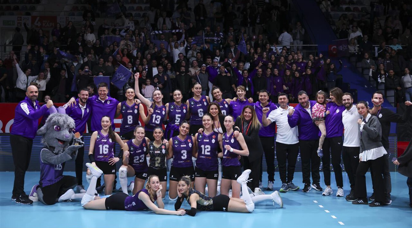 Zeren Spor, ŁKS Commercecon Lodz'u 3-0 Mağlup Etti