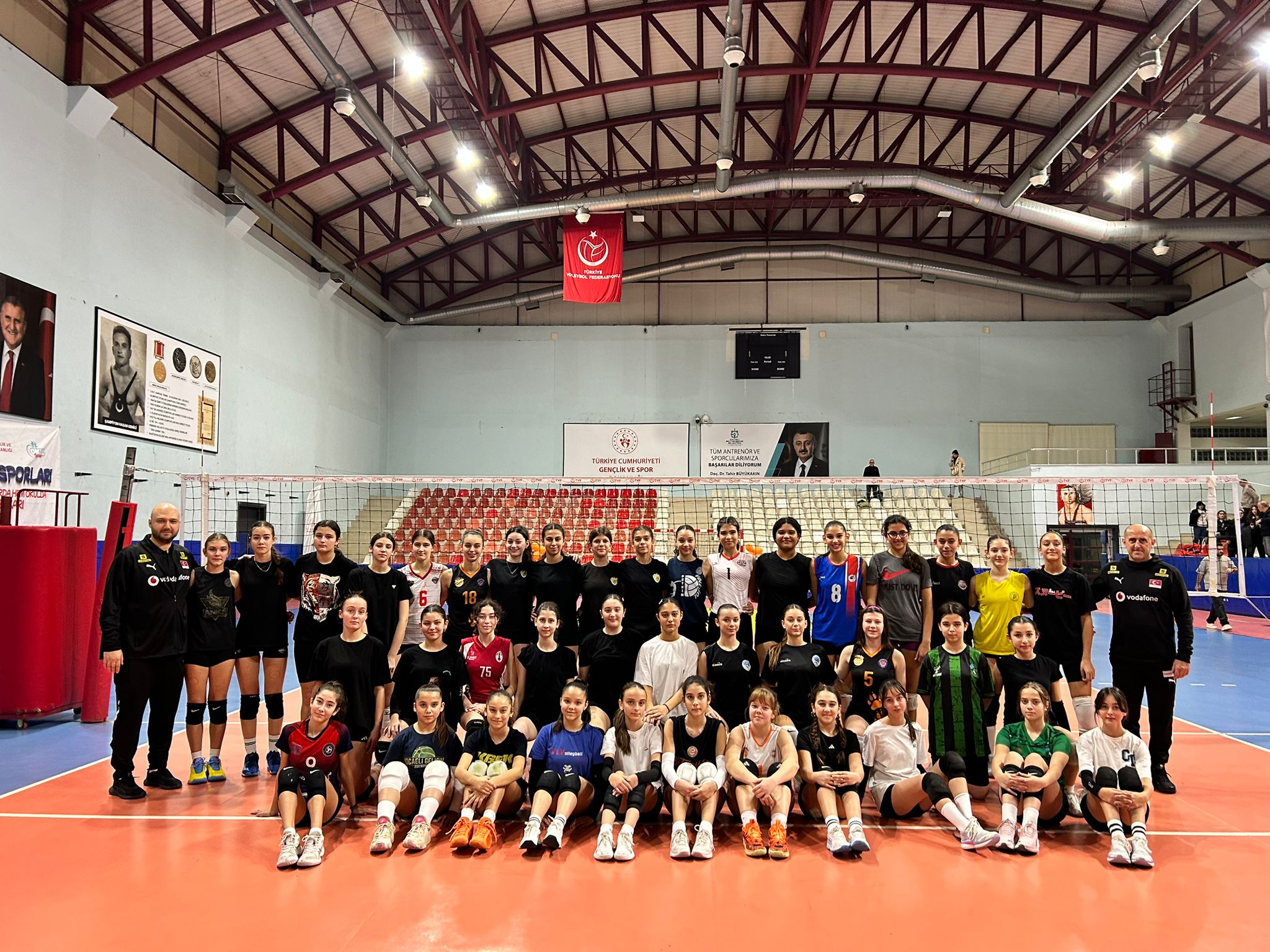 Altyapı Kız Milli Takımı Sporcu Taramaları Kocaeli'de Yapıldı