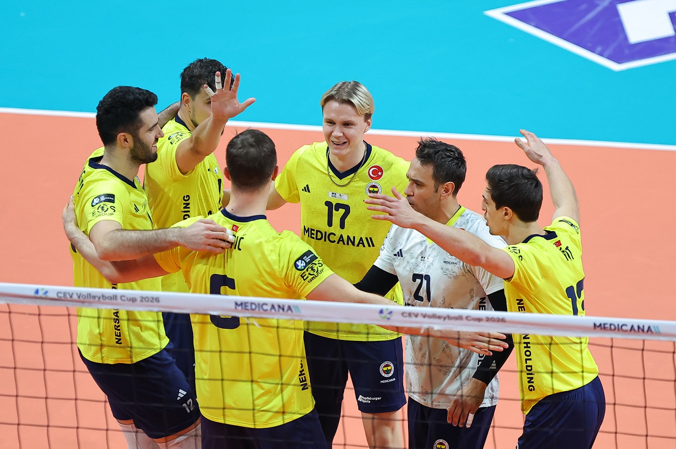 Fenerbahçe Medicana, Alpacem Kanal'ı 3-1 Mağlup Etti