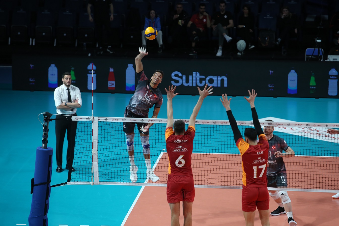 SMS Grup Efeler Ligi'nde 21.Hafta Sona Erdi