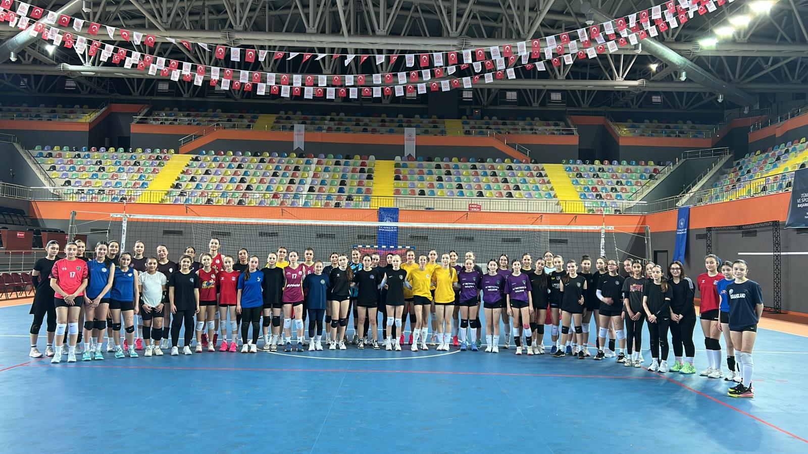 Altyapı Kız Milli Takımı Sporcu Taramaları Trabzon'da Yapıldı