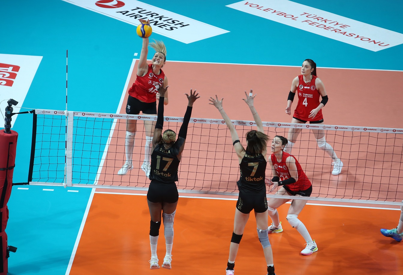 Vodafone Sultanlar Ligi'nde Play-off 5-8 Etabı Başladı