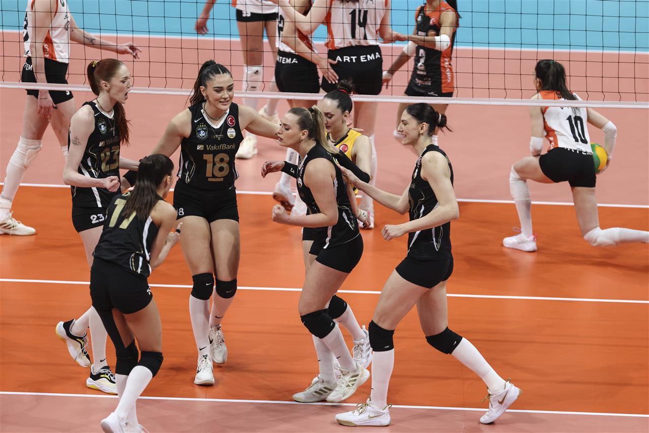 2026 CEV Zeren Group Şampiyonlar Ligi Şampiyonu VakıfBank!