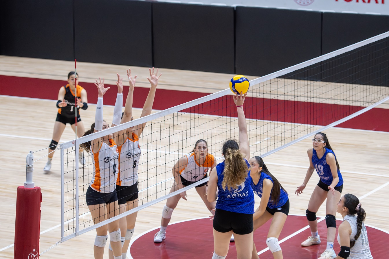 2025-2026 Voleybol Sezonu Altyapı Türkiye Şampiyonası Genç Kızlar Final Müsabakaları Başladı