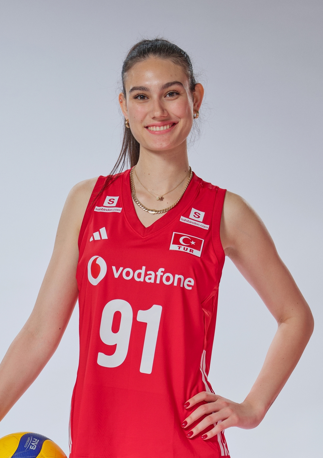 Defne Başyolcu