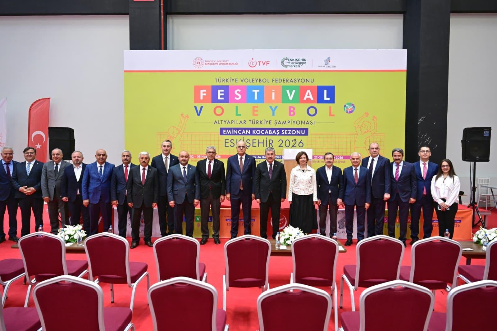 Festival Voleybol Altyapılar Türkiye Şampiyonası Emincan Kocabaş Sezonu'nda Heyecan Başladı