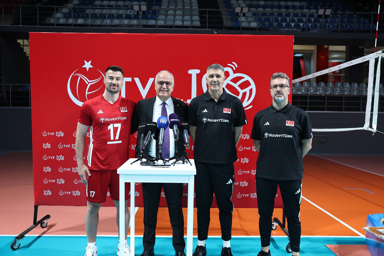Filenin Efeleri VNL Öncesinde Basınla Buluştu