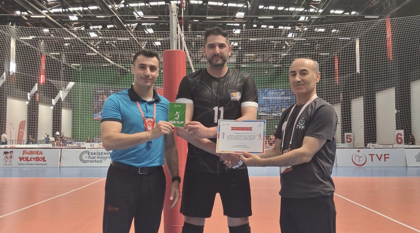 Festival Voleybolda Fair Play Rüzgarı Her Yaşta Esti