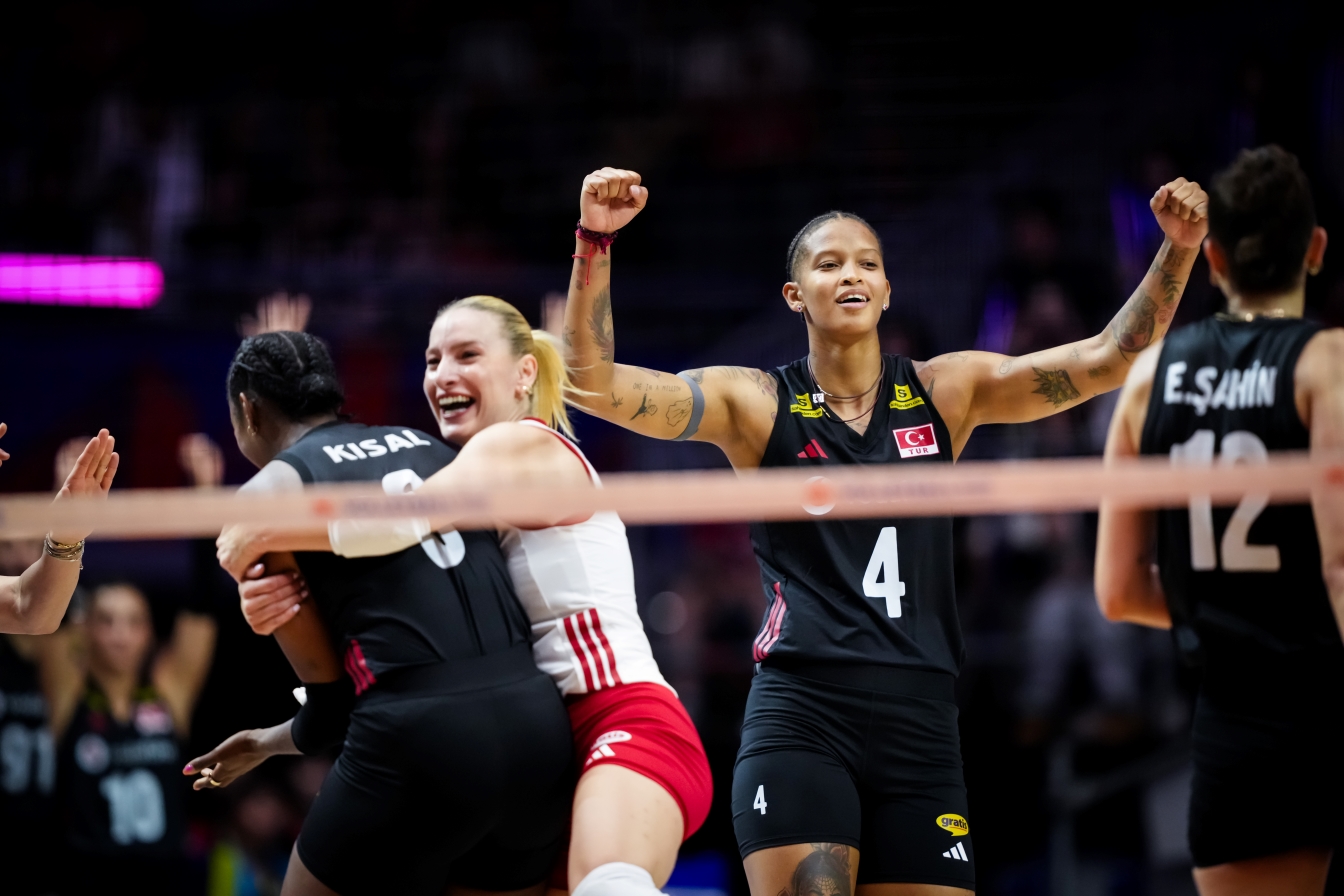 Filenin Sultanları, Voleybol Milletler Ligi Finallerinde!