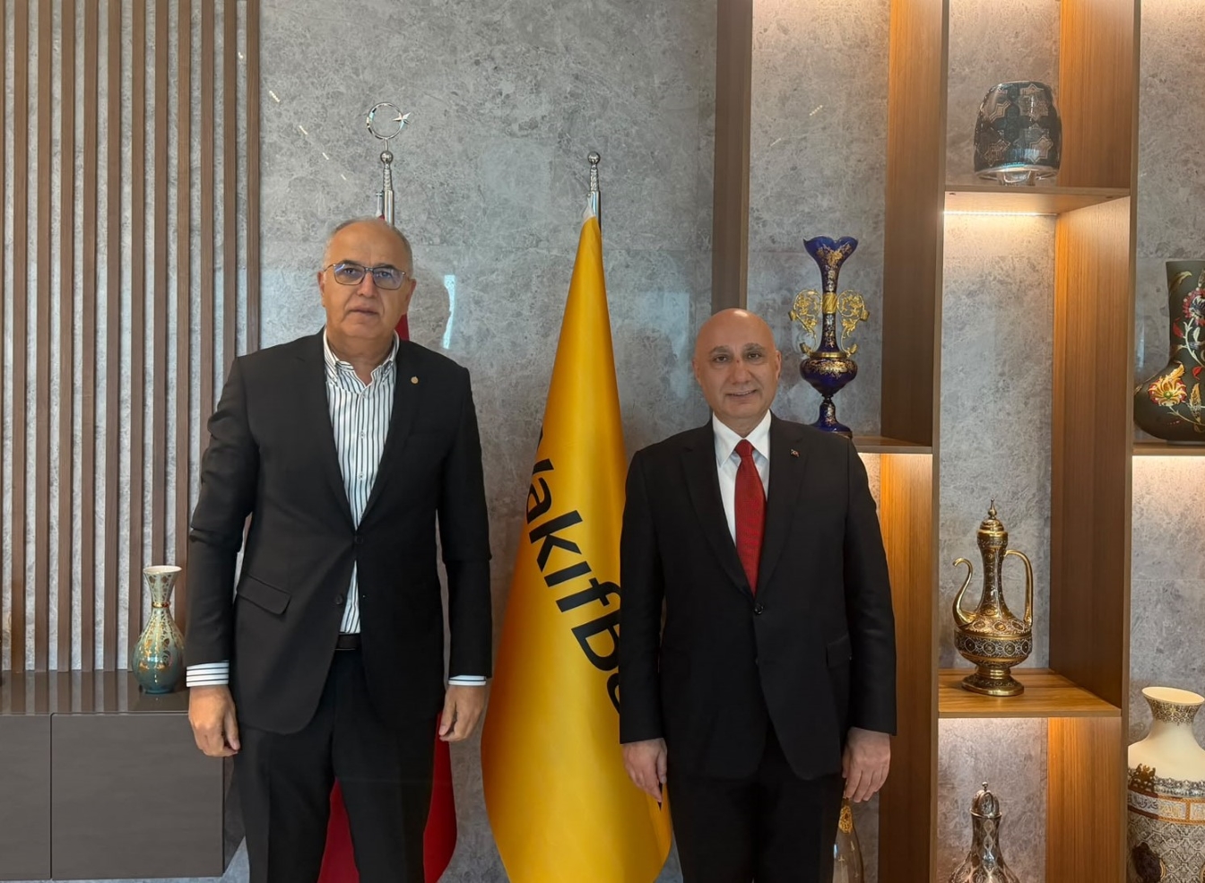 TVF Başkanı Üstündağ, VakıfBank Genel Müdürü Arslan'a Ziyarette Bulundu