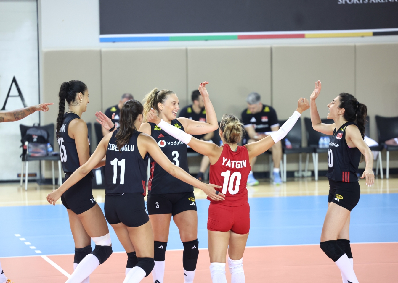 Filenin Sultanları,  Hazırlık Maçında Fransa'yı 3-1 Mağlup Etti