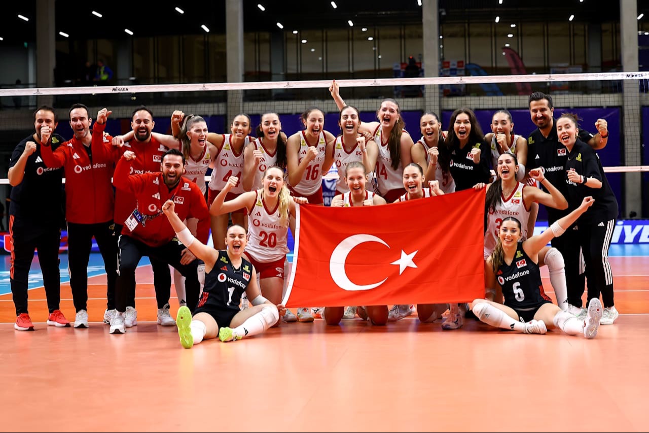 U17 Kız Milli Takımımız Dünya Şampiyonası'nda Finalde