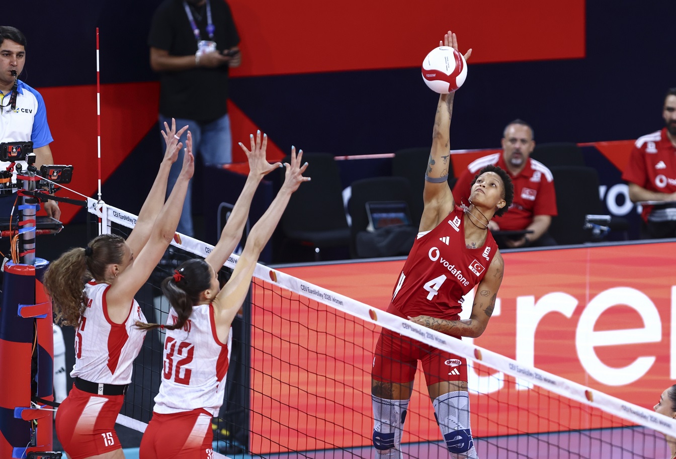 Filenin Sultanları, CEV Trendyol 2026 Avrupa Şampiyonası'nda Grubu'nu İkinci Tamamladı