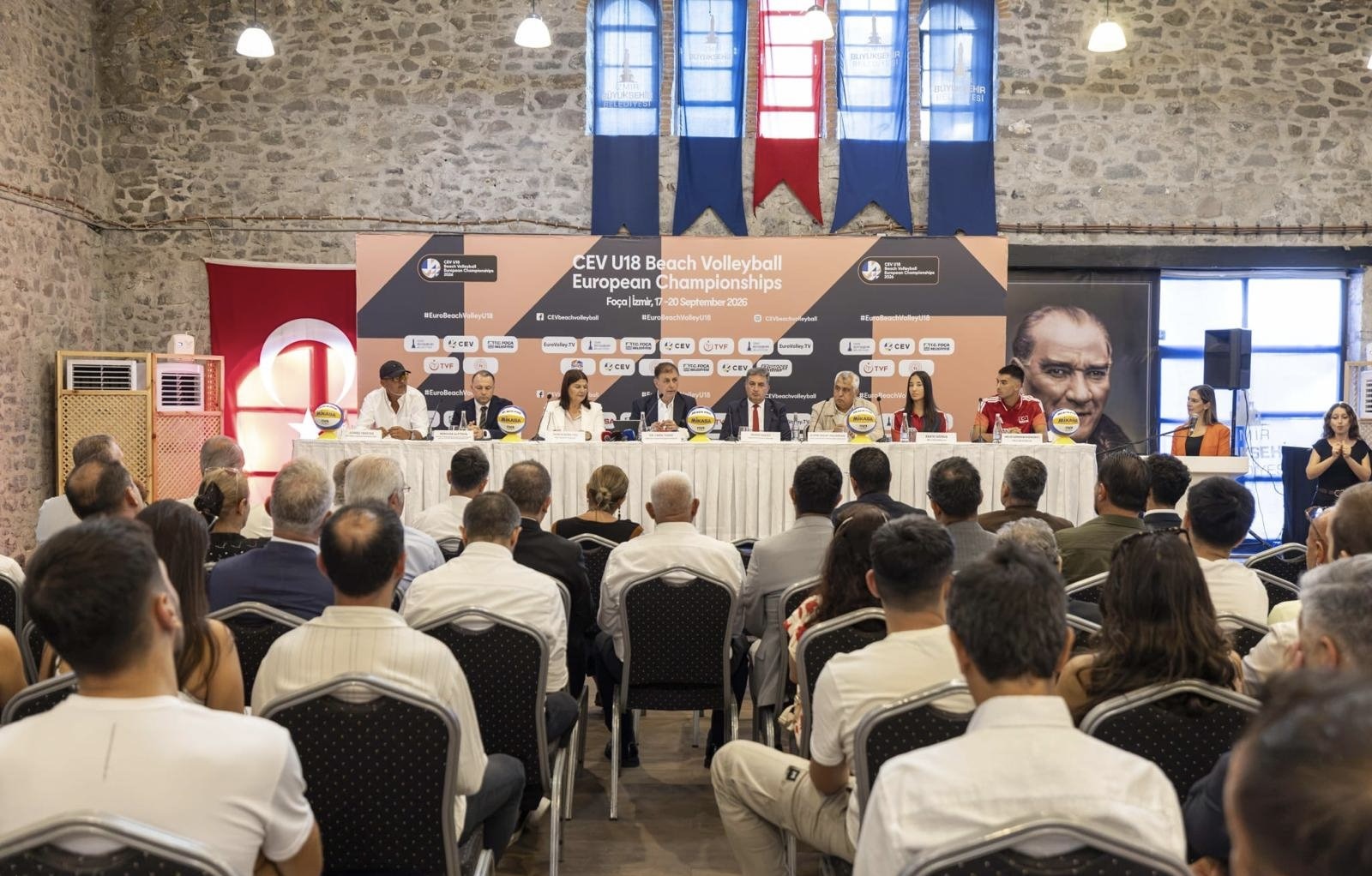 CEV U18 Plaj Voleybolu Avrupa Şampiyonası Lansmanı İzmir'de Yapıldı
