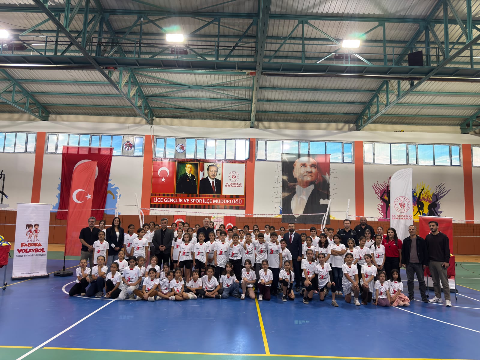 Fabrika Voleybol Yeni Okulunu Lice’de Açtı